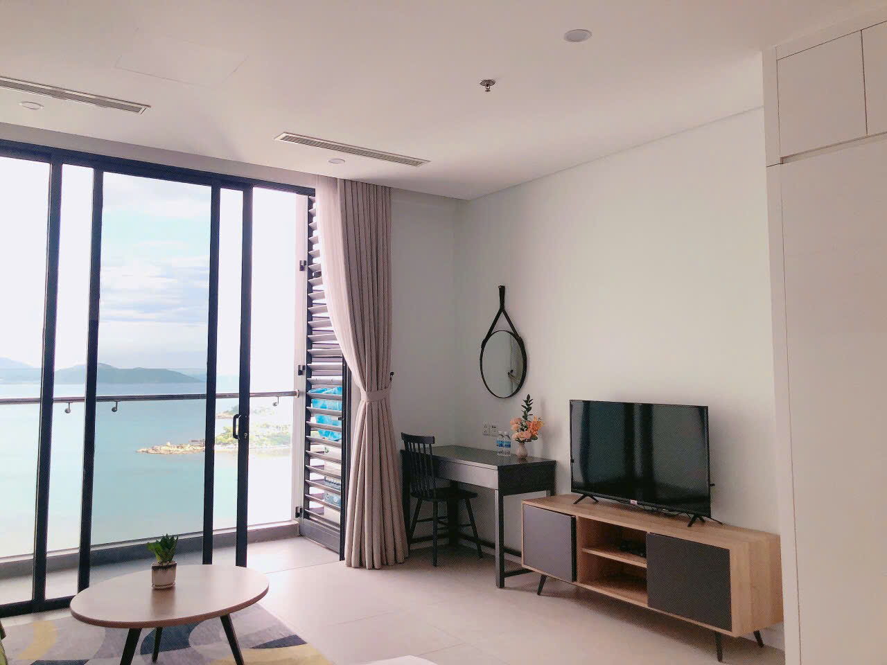 Scenia Bay Nha Trang Apartment for rent | Studio seaview | 10 million